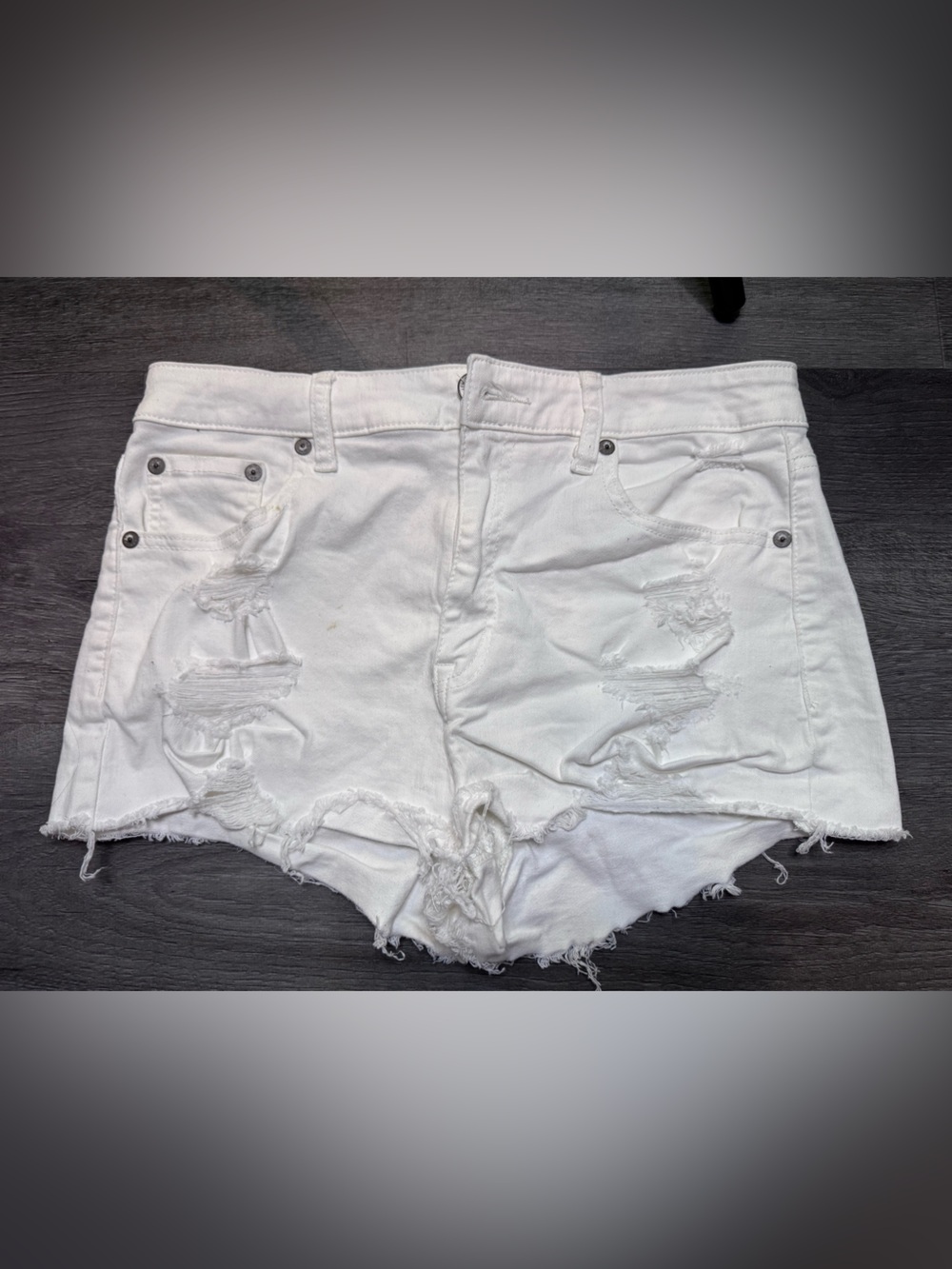 Aeropostale White Distressed Denim Women’s Shorts